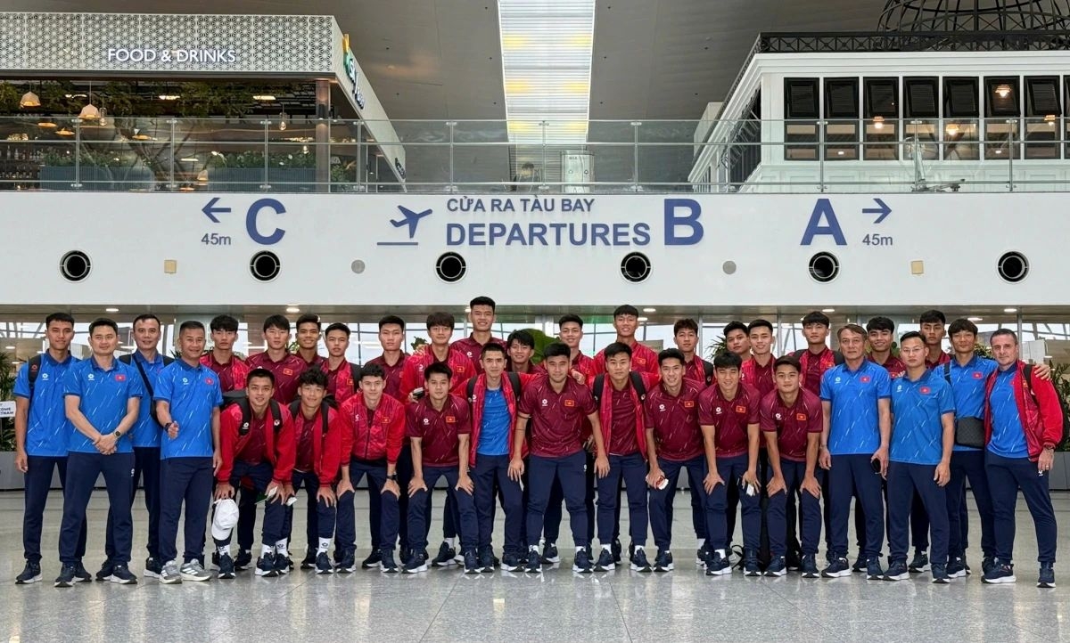 Vietnam U23 depart for CFA Team China 2026 in Xi’an